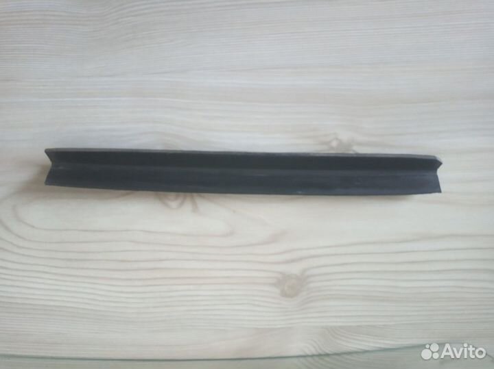 Стекло левой задней двери Hyundai Getz без рамки