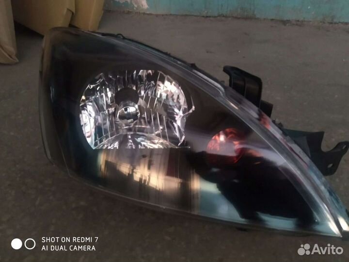 Фара Митсубиси Лансер 9 новая,чёрная