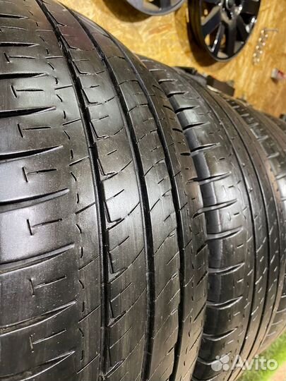 Michelin Agilis 235/65 R16C