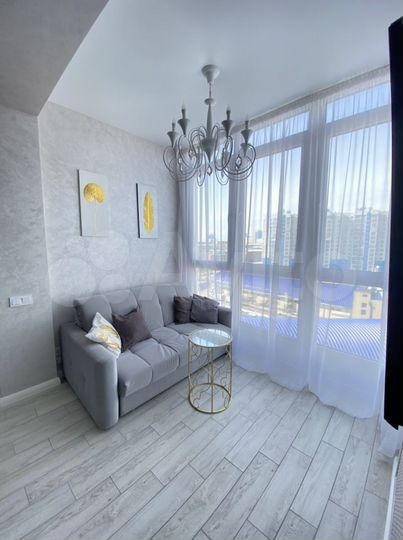 2-к. квартира, 43 м², 9/9 эт.