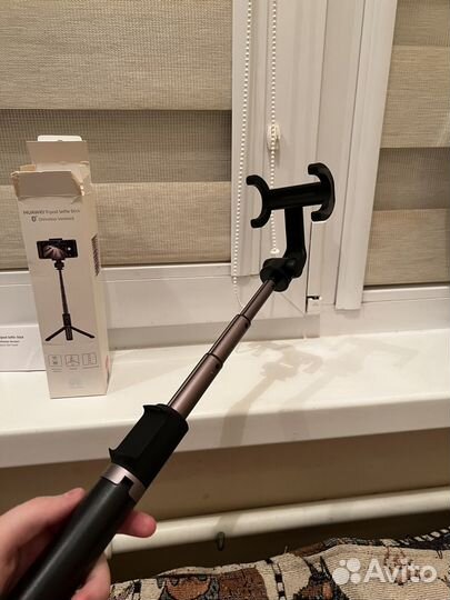 Huawei tripod selfie stick (селфи палка)