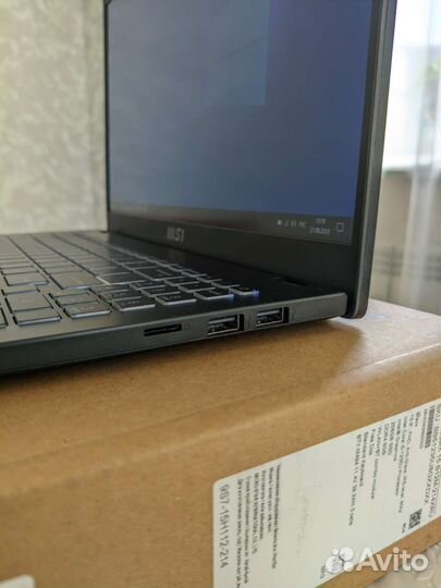 Ноутбук msi 15 диагональ i5 1235u 8гб 250ssd