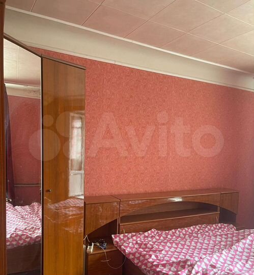 Комната 30 м² в 3-к., 4/4 эт.