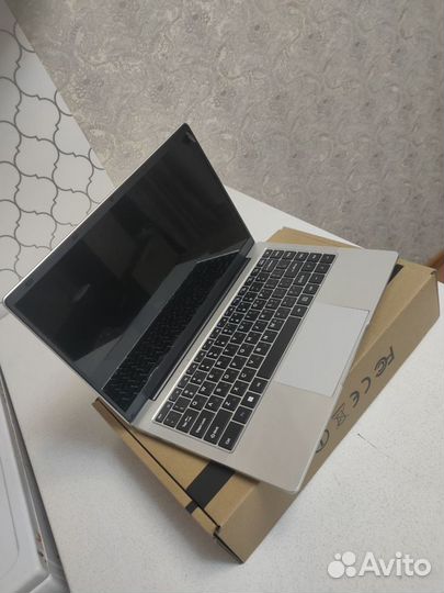 Ноутбук для работы и учебы