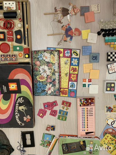 Игрушки СССР, фокусы, лото, головоломки, шахматы