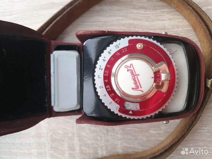 Фотоаппарат фэд и экспонометр Ленинград 2