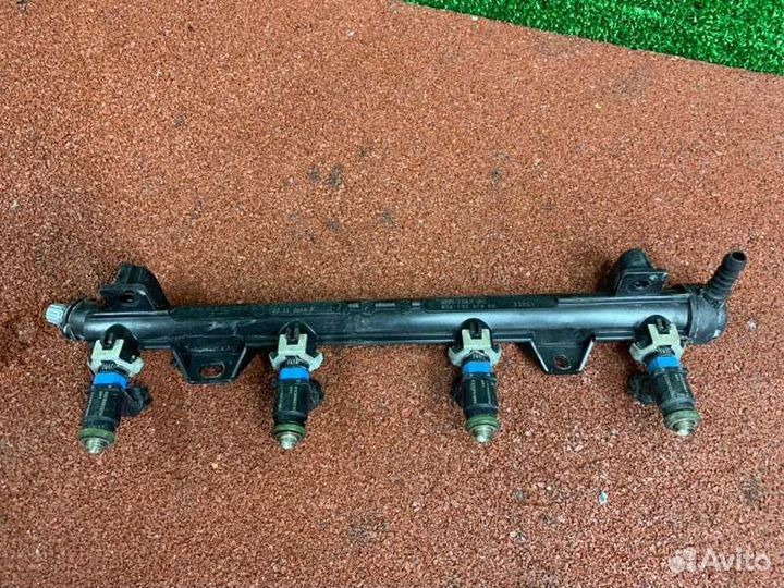 Форсунка топливная Skoda Rapid 1 седан CFN 2016