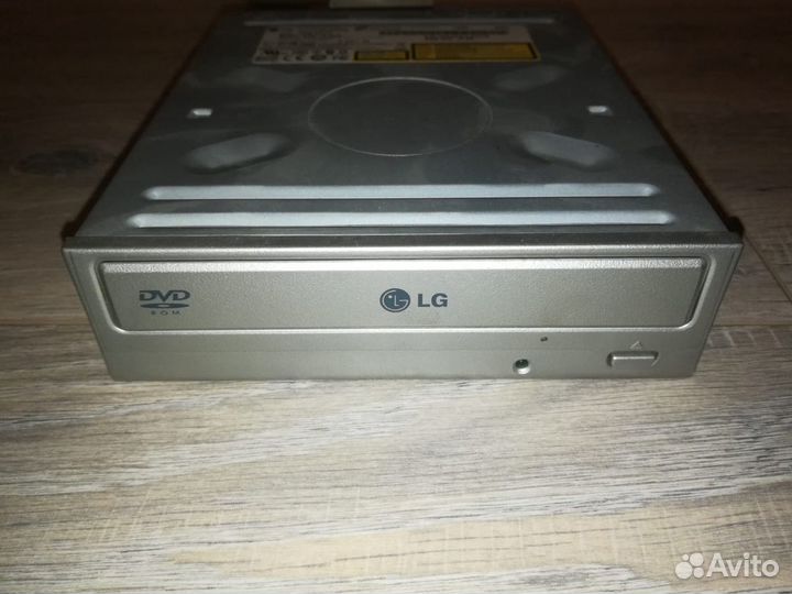 DVD-ROM Drive