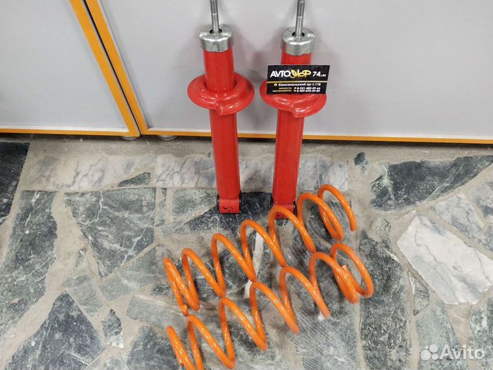 Стойки задние с занижением с пружинами Ваз