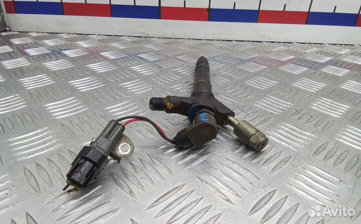 Форсунка дизельная lexus IS 2 XE20 3-9 дней