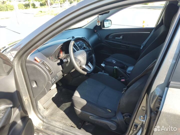 Kia Ceed 1.6 AT, 2011, 214 000 км