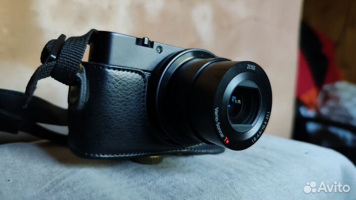 Sony Cyber-shot DSC-RX100+чехол+SD 64 Gb+батарейка