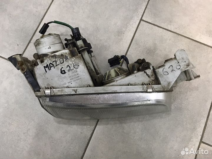 Фары правая на Mazda 626 / 1994г