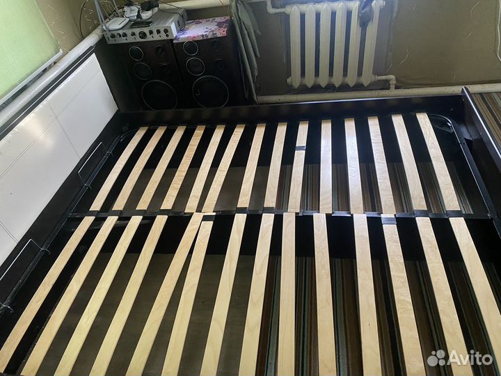 Кровать двухспальная 160 200 бу