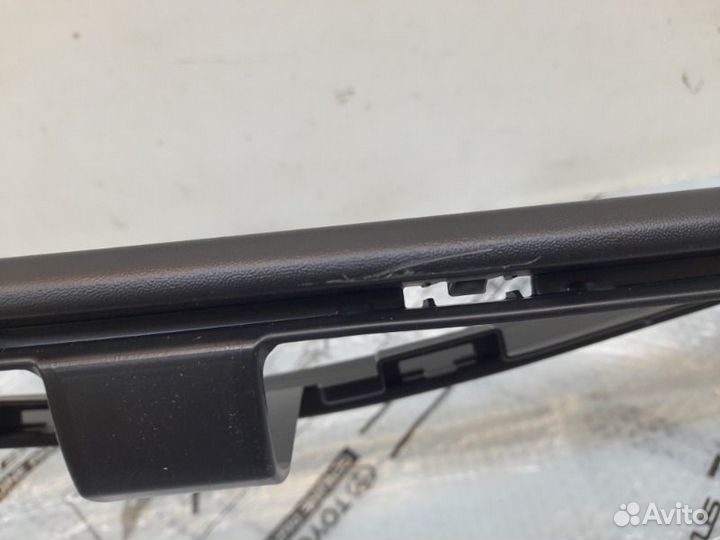 Юбка бампера передняя Toyota Rav4 50 2018-2023