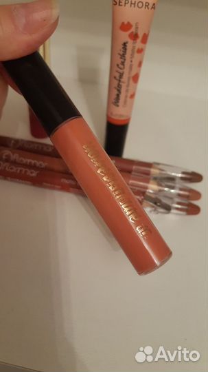 Помада пакетом