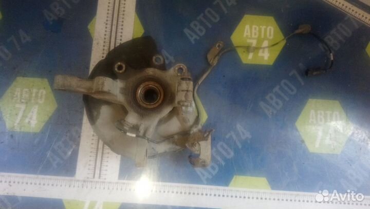 Кулак поворотный передний левый Mitsubishi Lance