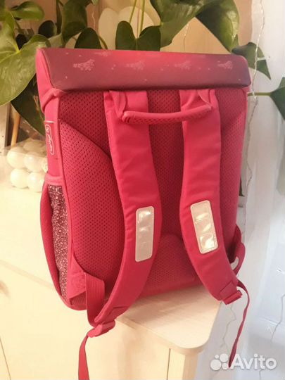 Рюкзак для девочки новый