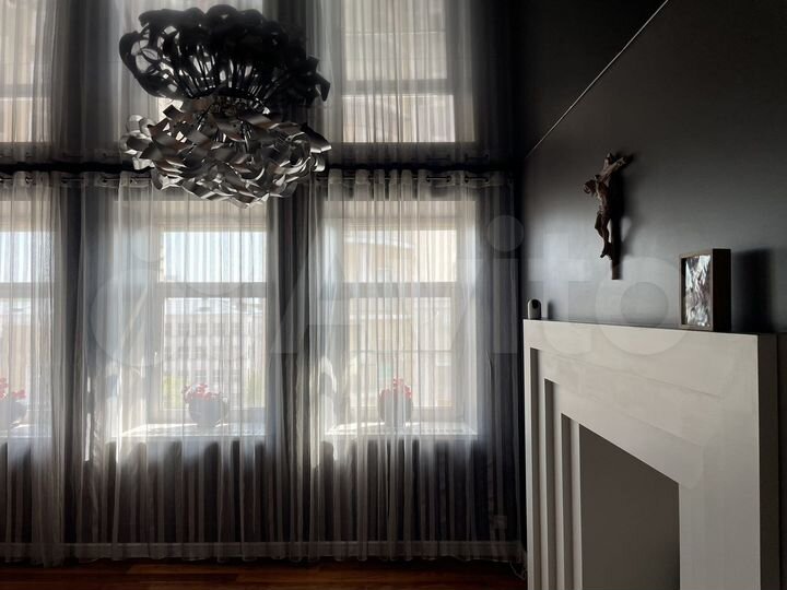 3-к. квартира, 140 м², 5/6 эт.