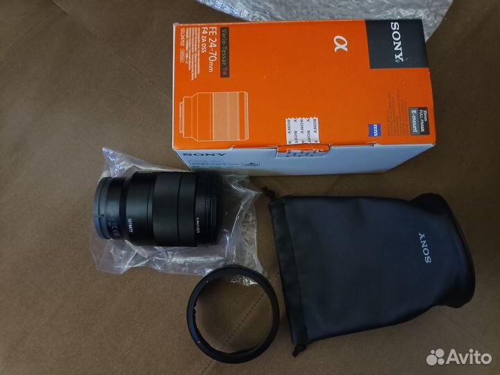 Sony Carl Zeiss Vario-Tessar T* 24-70mm f 4 ZA OSS