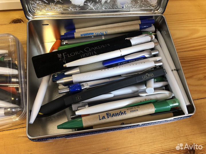 Шариковые ручки с логотипами отелей