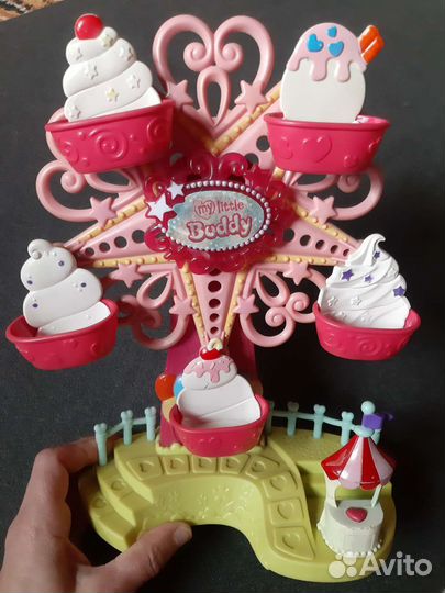 Карусель, микрофон, дудочка, качели,феи,мотцикл