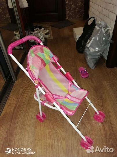 Кукольная коляска для куклы