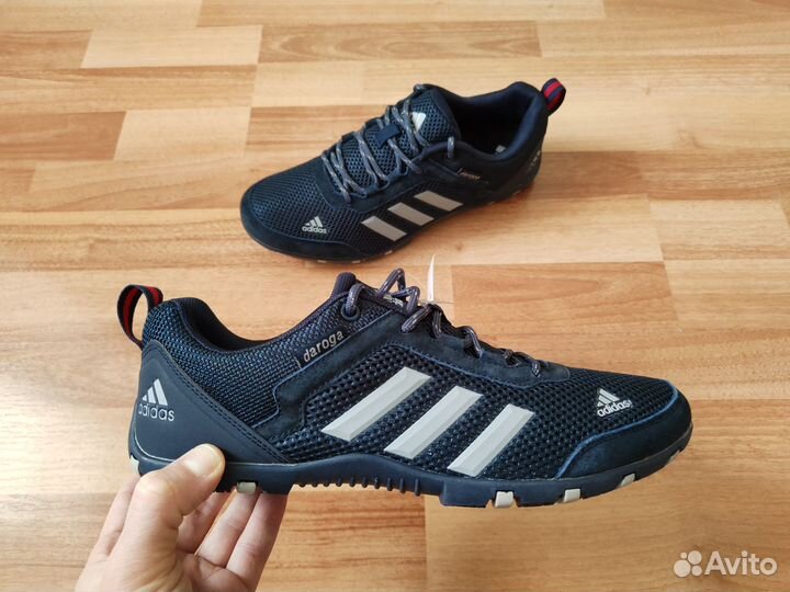 Кроссовки мужские Adidas. Новые. 41-42 размер