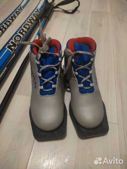 Лыжи детские с ботинками бу