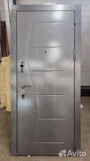 Дверь входная металлическая с терморазрывом