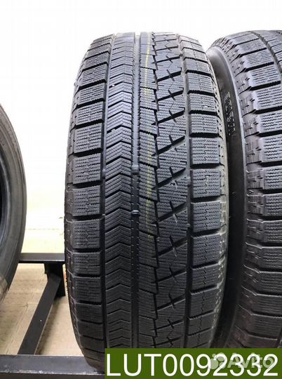 Bridgestone Blizzak VRX 215/60 R16 104R