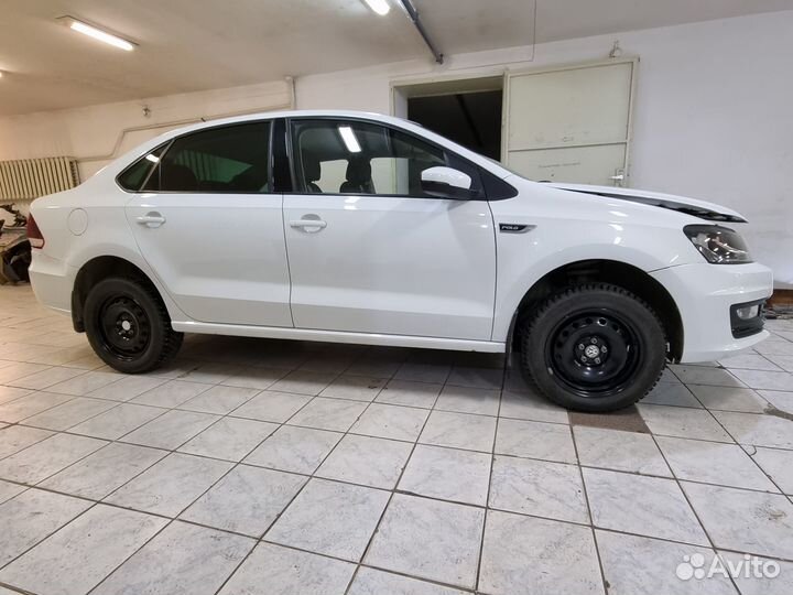 Накладка передней стойки фольксваген поло 2019 год