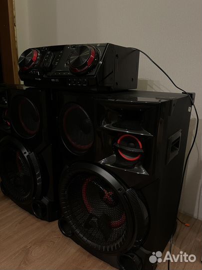 LG xboom Cj98