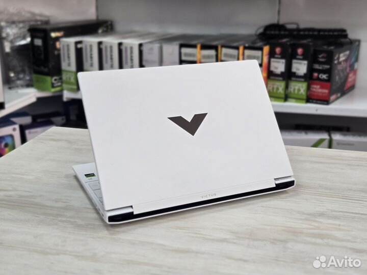 Victus by HP Gaming Laptop 15-fa1034nn