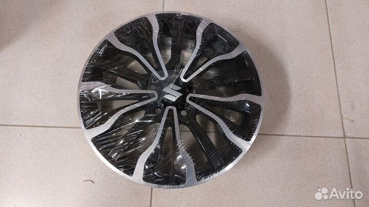 Диск литой 17