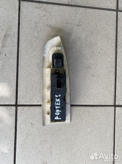 Блок управления стеклоподъёмниками Vortex Estina