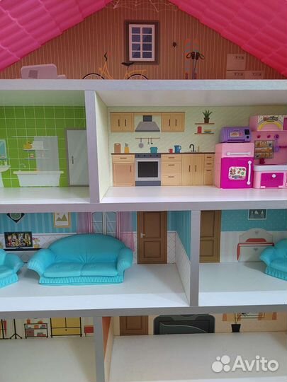 Домик кукольный