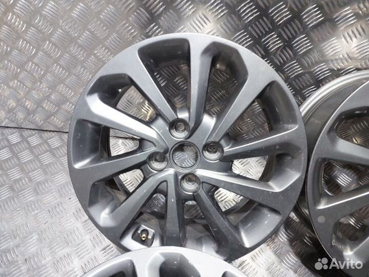 Диски литые комплект Hyundai Solaris 2