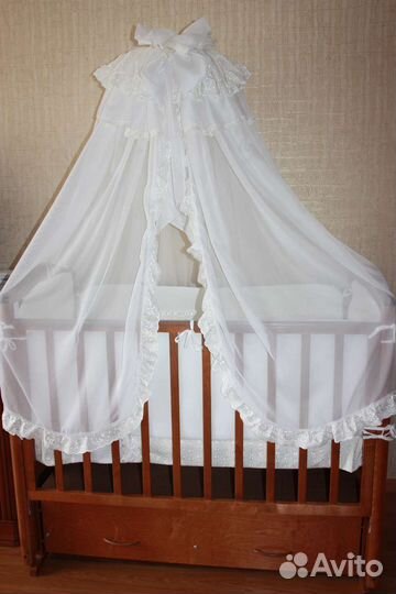 Детская кроватка 