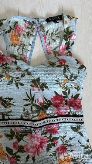 Платье Guess xs
