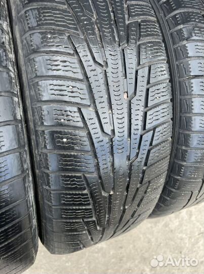 Nokian Tyres Hakkapeliitta R 215/60 R17