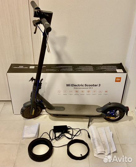 Электро самакат Mi Electric Scooter 3