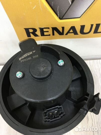 Вентилятор мотор печки отопителя Renault duster