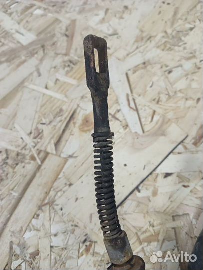 Трос стояночного тормоза задний левый Ssangyong