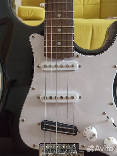 Электрогитара