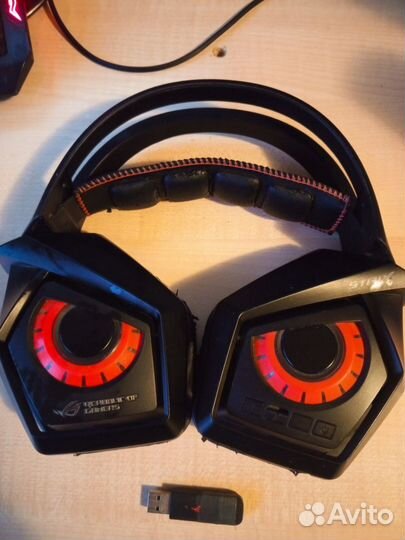 Беспроводные наушники