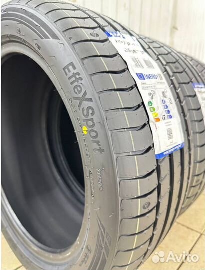 Triangle EffeXSport TH202 245/40 R18