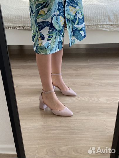 Туфли на каблуке розовые