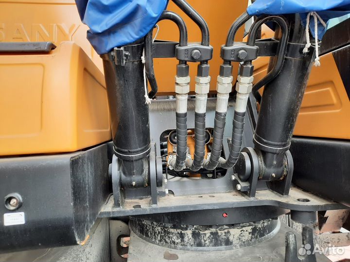 Колёсный экскаватор Sany SY155W, 2022
