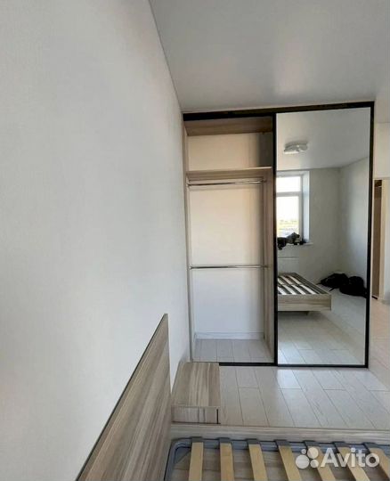 Шкаф двухстворчатый